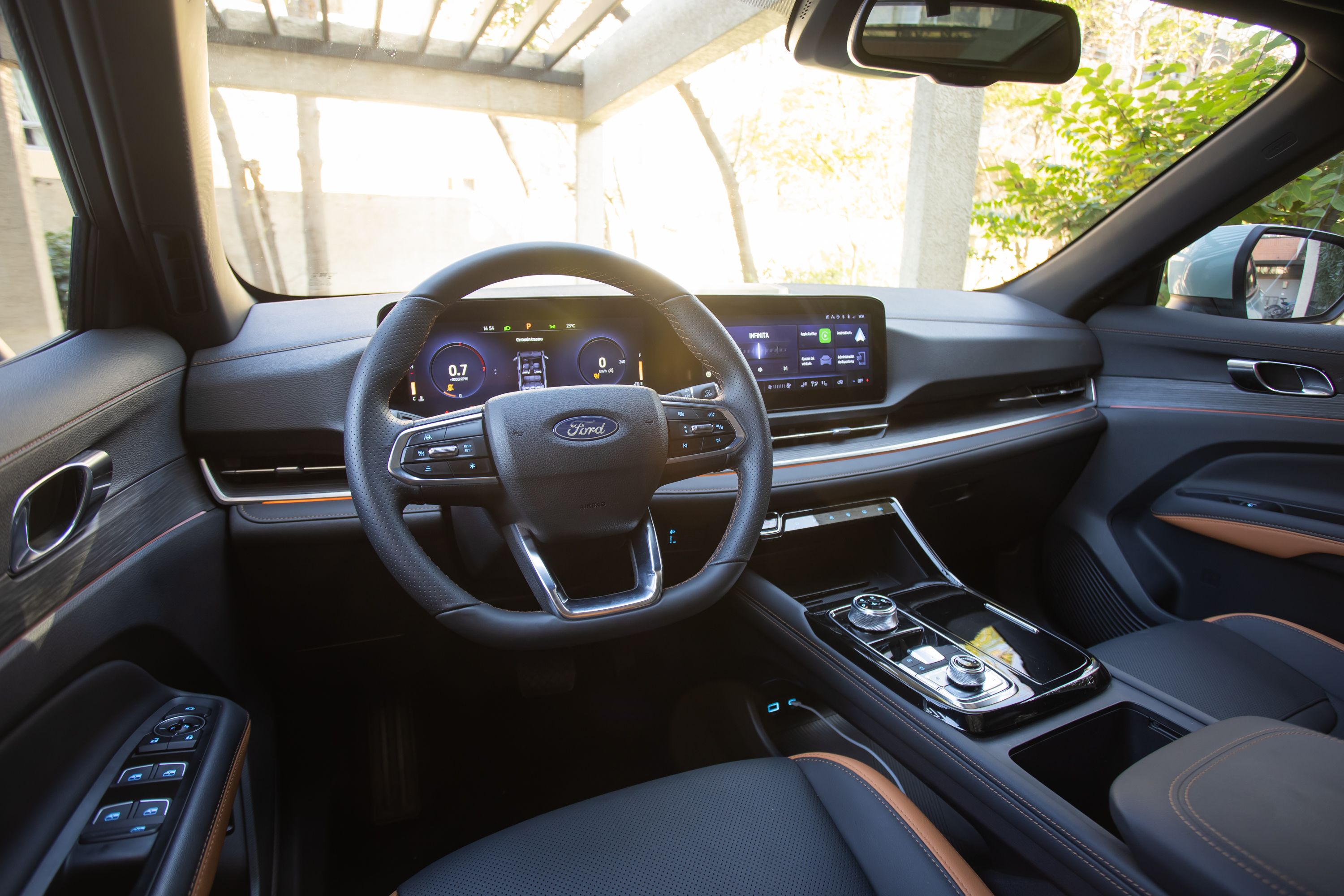 Espejo retrovisor con interior fotocromático