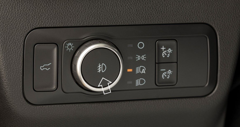 Encendido de faros antiniebla